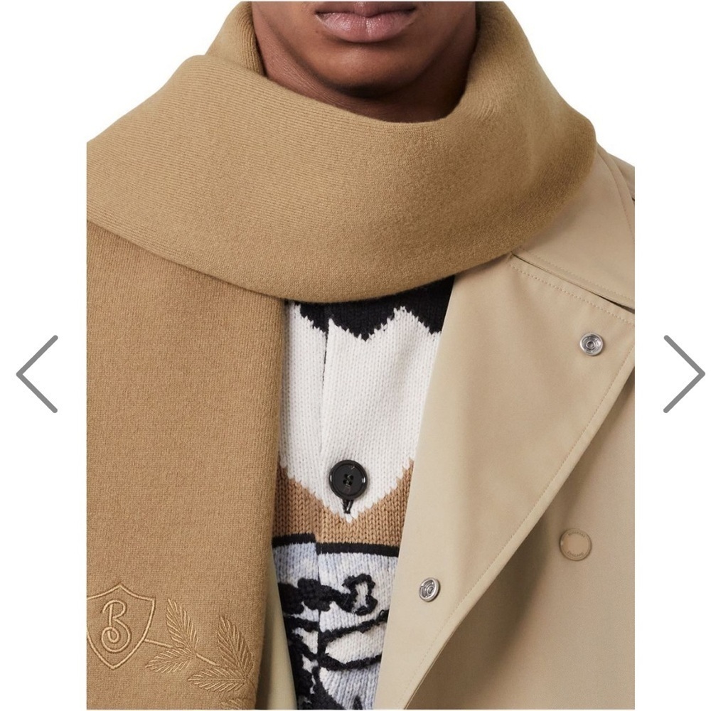 NWT Burberry Embroidered oak leaf crest cashmere blend scarf UNISEX - Picture 5 of 7